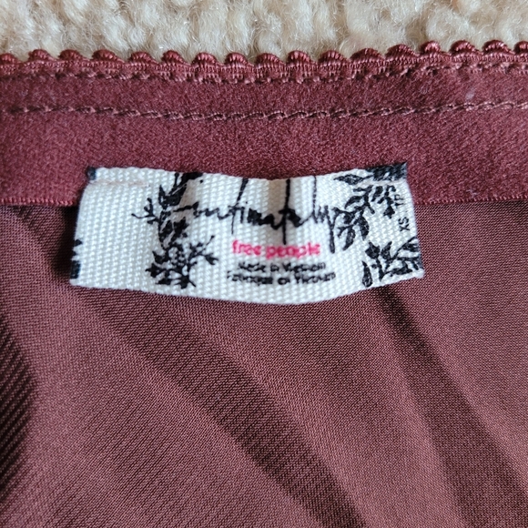 NWOT Free People‎ You're An Angel Satin Half Slip Midi Skirt. Size XS. - Picture 7 of 8